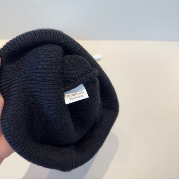 Moncler Women's Black Beanie Hat - Picture 5 of 5